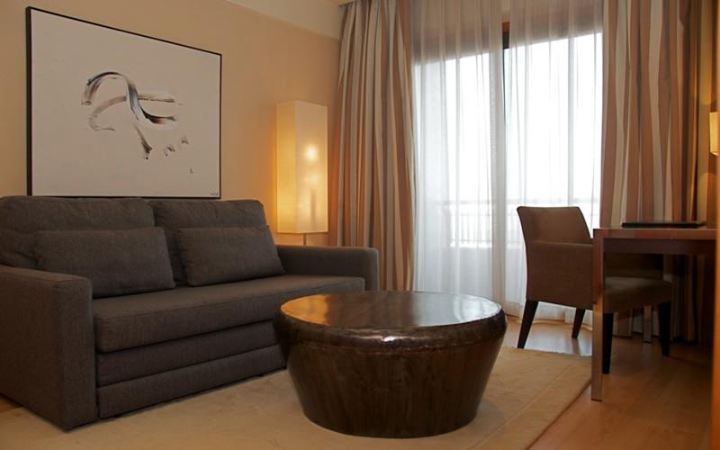 Zenit Don Yo Hotel Zaragoza Kültér fotó