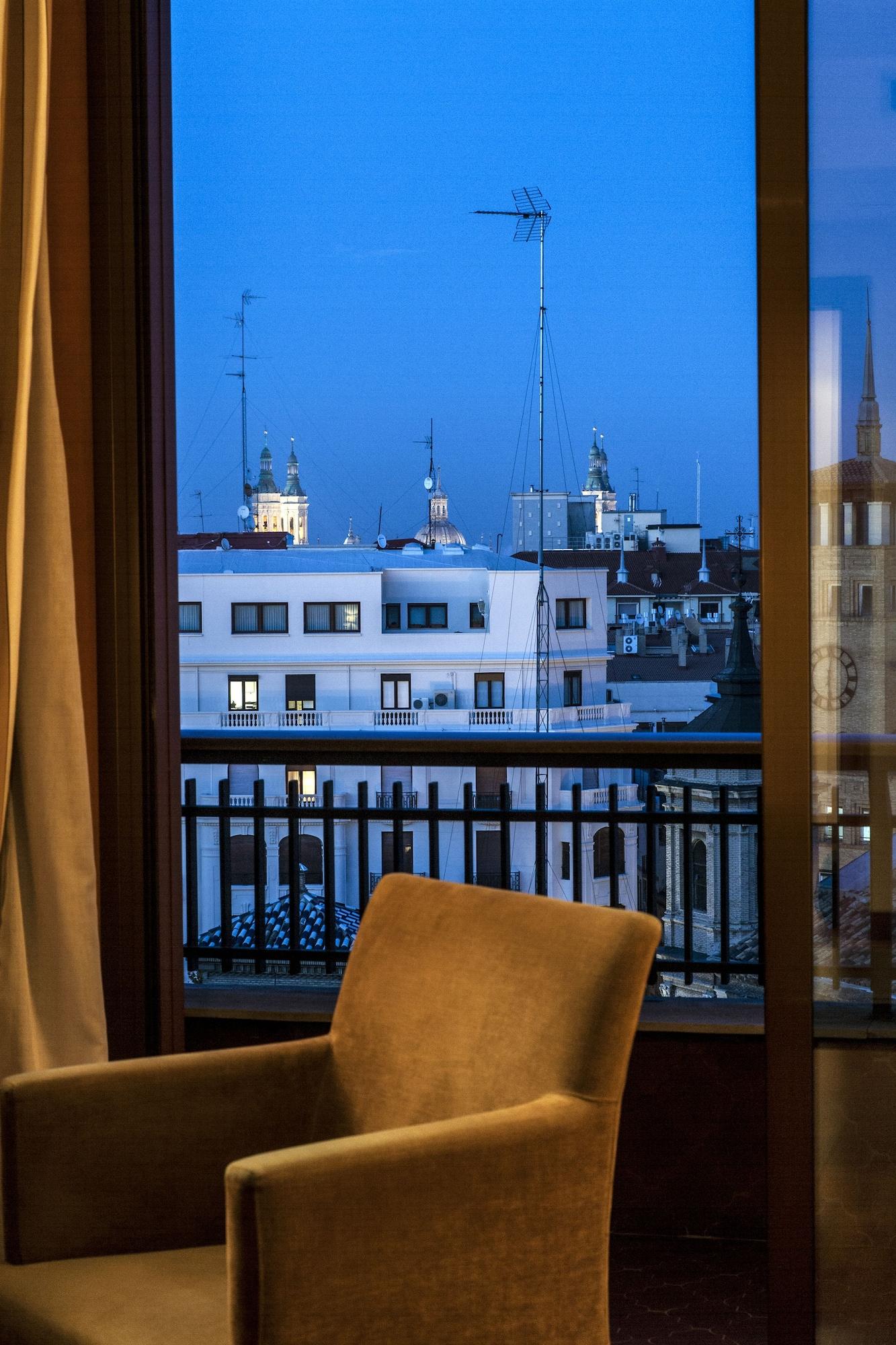 Zenit Don Yo Hotel Zaragoza Kültér fotó